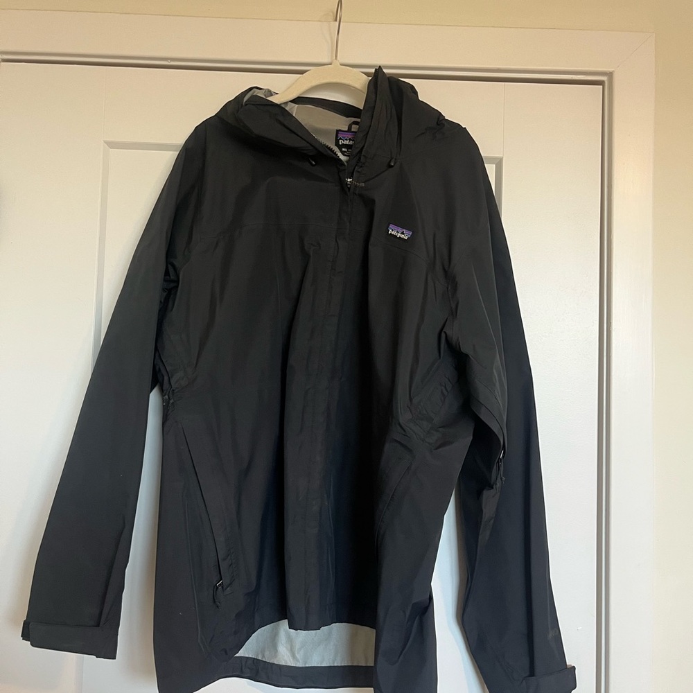 Patagonia Black Hooded Rain Shell Jacket